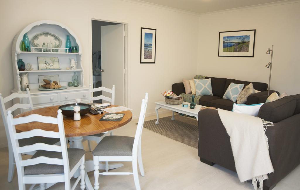 Castlewood Cottage Company Bay ภายนอก รูปภาพ